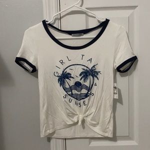 BRAND NEW Charlotte Russe Cropped T-Shirt